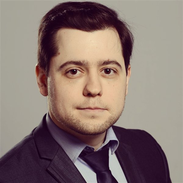 Dr. Éverton Arantes Melo – Cardiologista